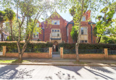 Colegio de Estudios Superiores de Administración